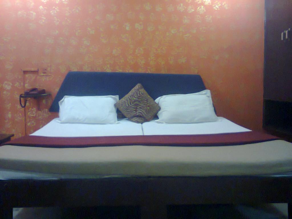 Aditya Palace Agra  Chambre photo
